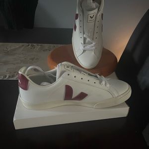 VEJA -Vegan Shors